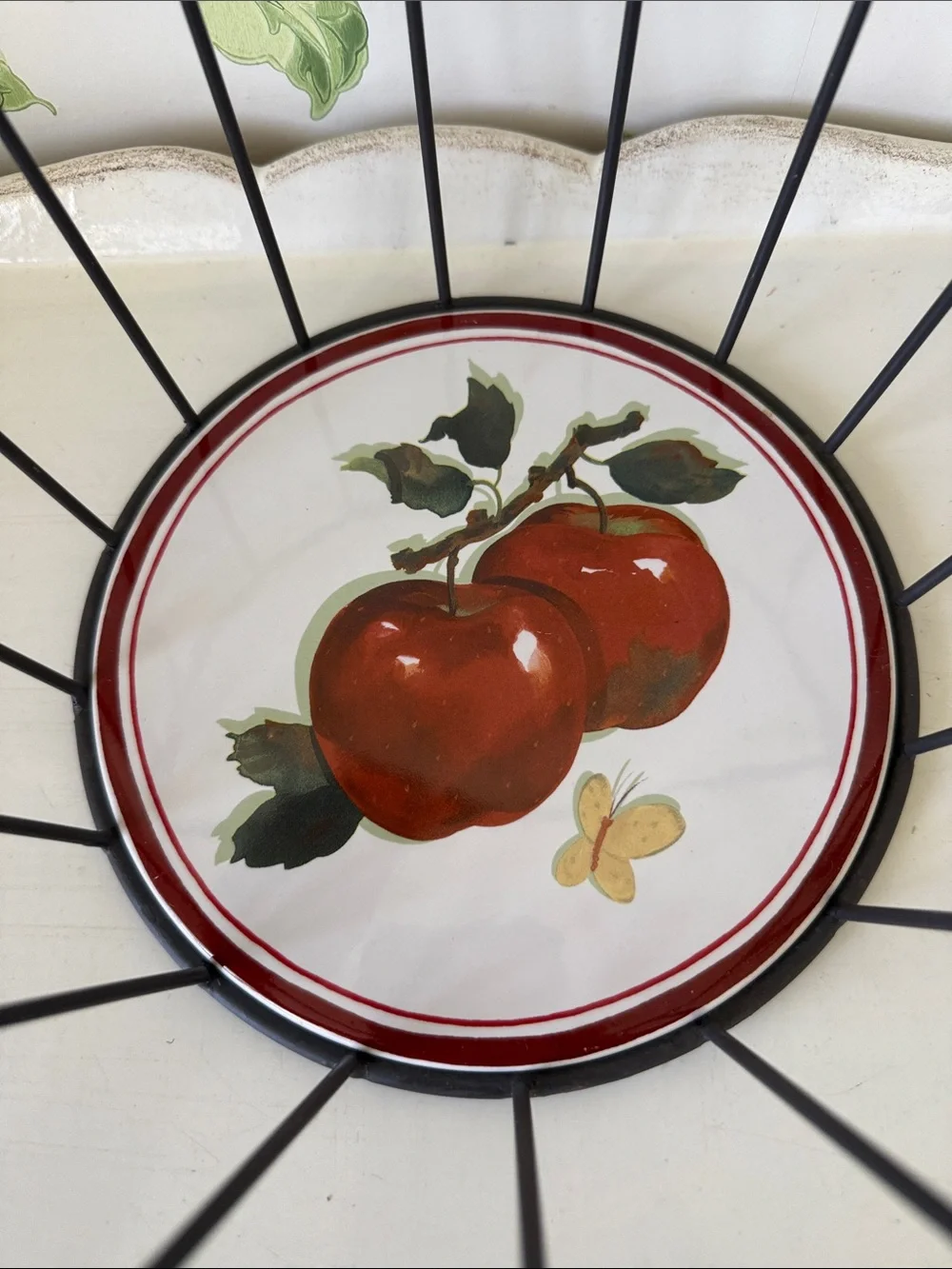 Vintage Hallmark Jan Karon Mitford Wrought Iron & Ceramic Apple Basket